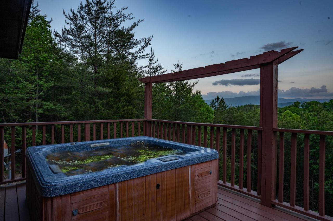 Private Mountain Cabin, Hot Tub Escape In The Smokies, With The View Vila Sevierville Exterior foto