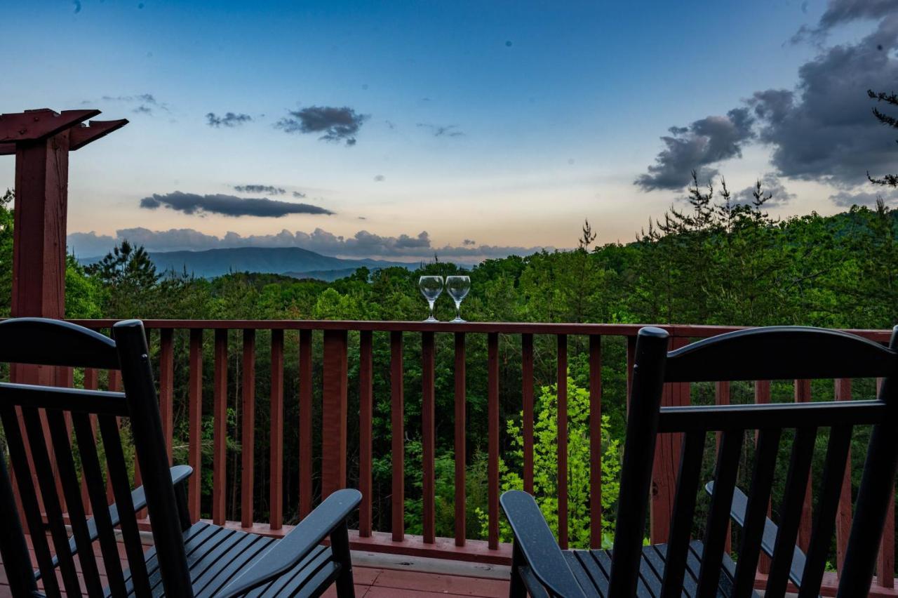 Private Mountain Cabin, Hot Tub Escape In The Smokies, With The View Vila Sevierville Exterior foto