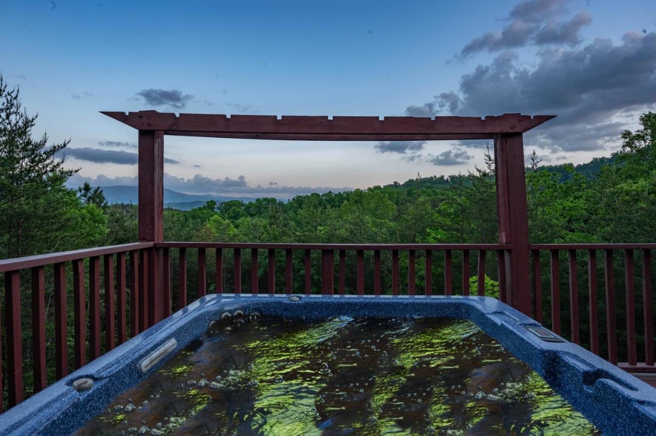 Private Mountain Cabin, Hot Tub Escape In The Smokies, With The View Vila Sevierville Exterior foto